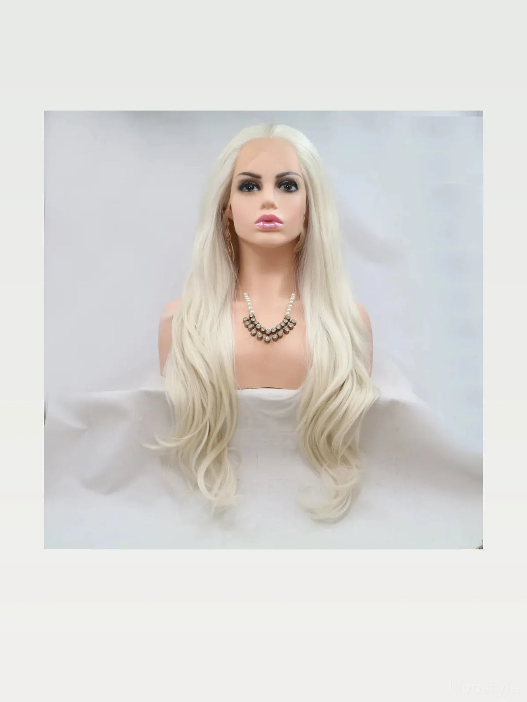 24" Lace Front Synthetic Wig in Platinum Blonde, Long Wavy