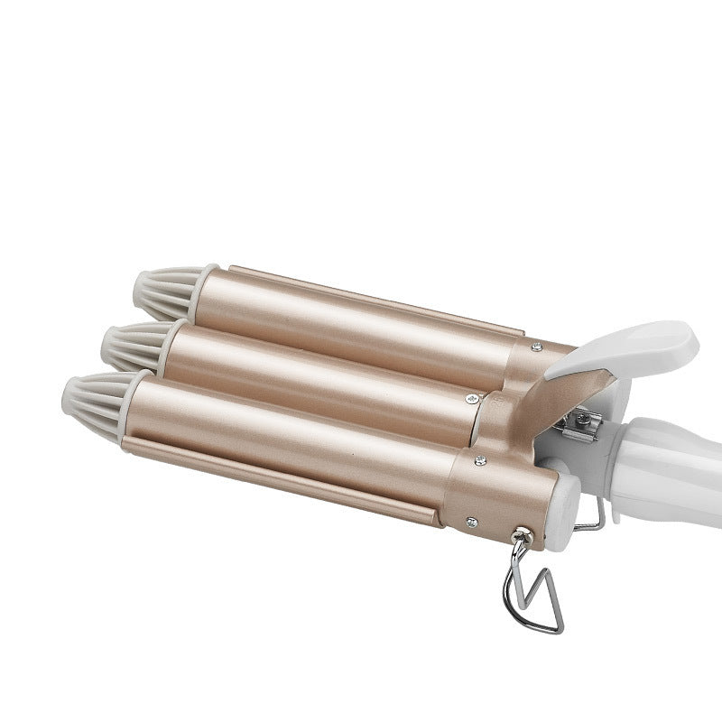 Rose gold three-tube ceramic curling iron with triple barrels and white handle on a white background, professional hair waver for creating beach waves, defined curls, volume and long-lasting hairstyles, available in 22mm and 25mm barrel sizes for all hair types.
