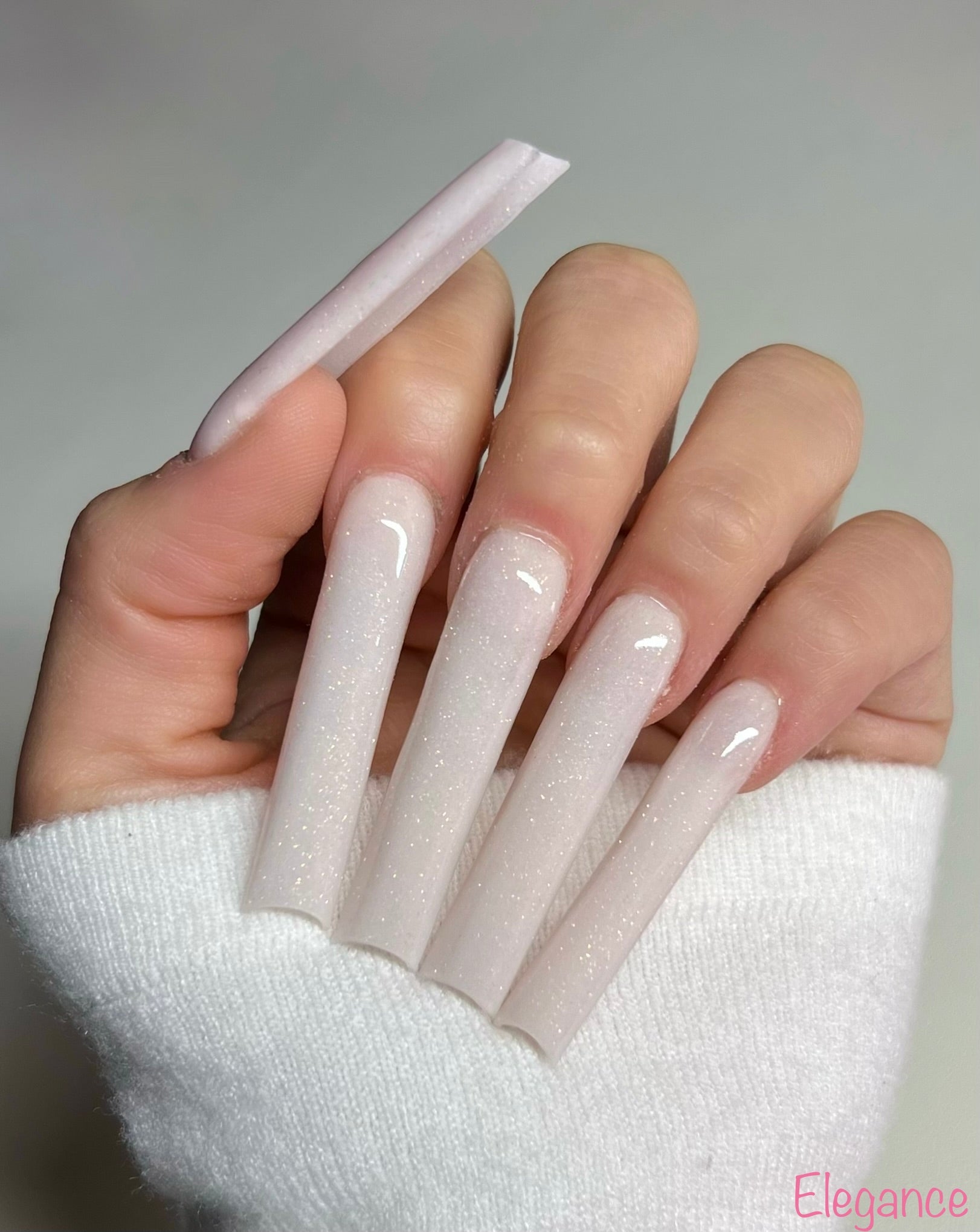 Buy 4 Acrylics & Get 1 FREE Monomer