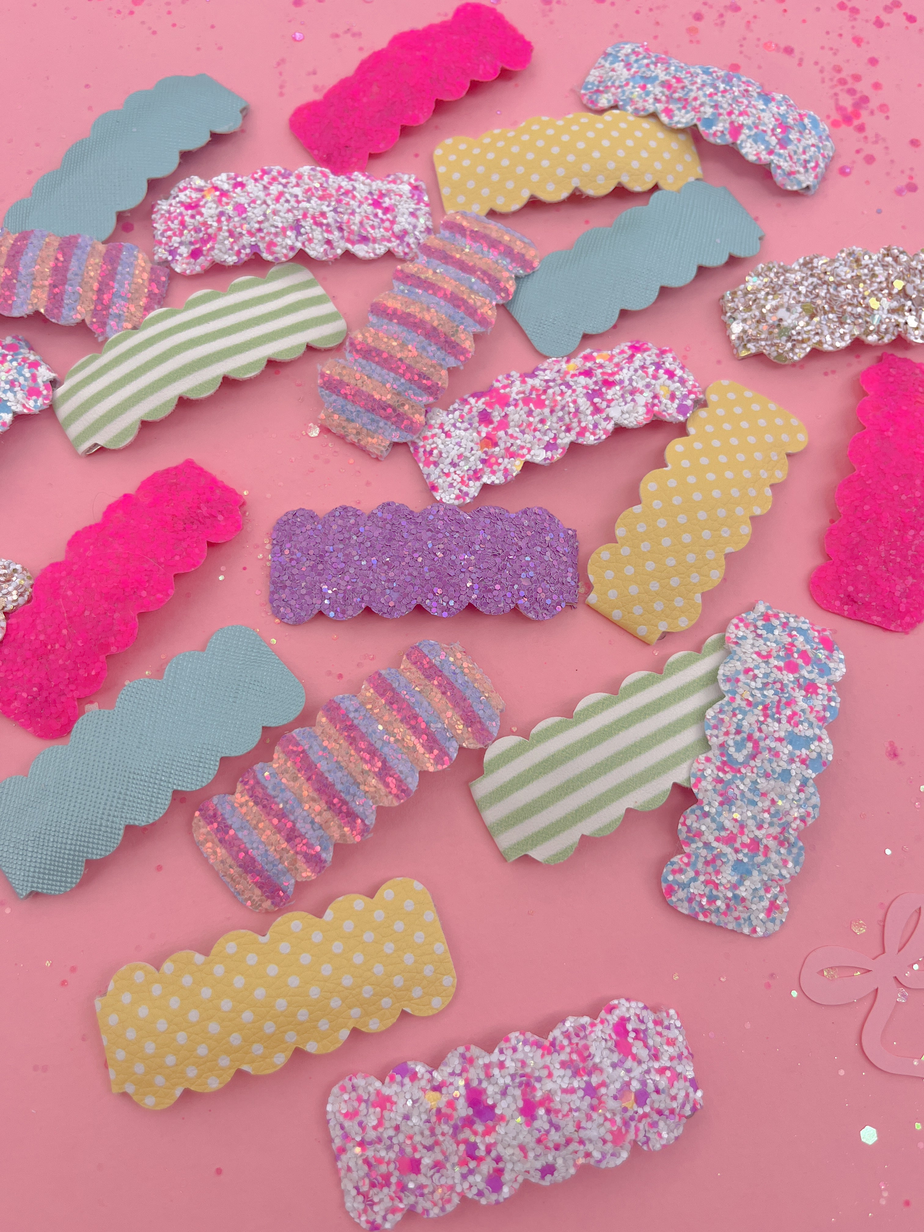 Purple Palms Glitter Snap Clip