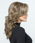 Raquel Welch Stroke of Genius Wig, SS17/23 SS Iced Latte Macchiato